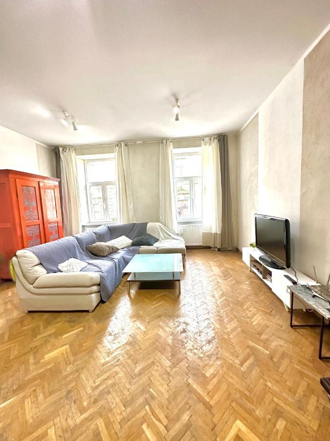Charming Apartament City Center Timişoara Extérieur photo